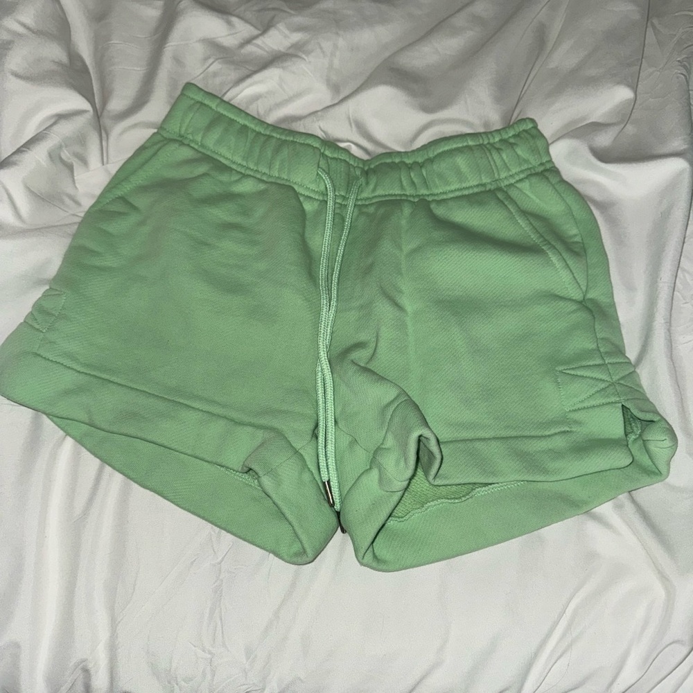 Universal Thread Mint Green Athletic Shorts
